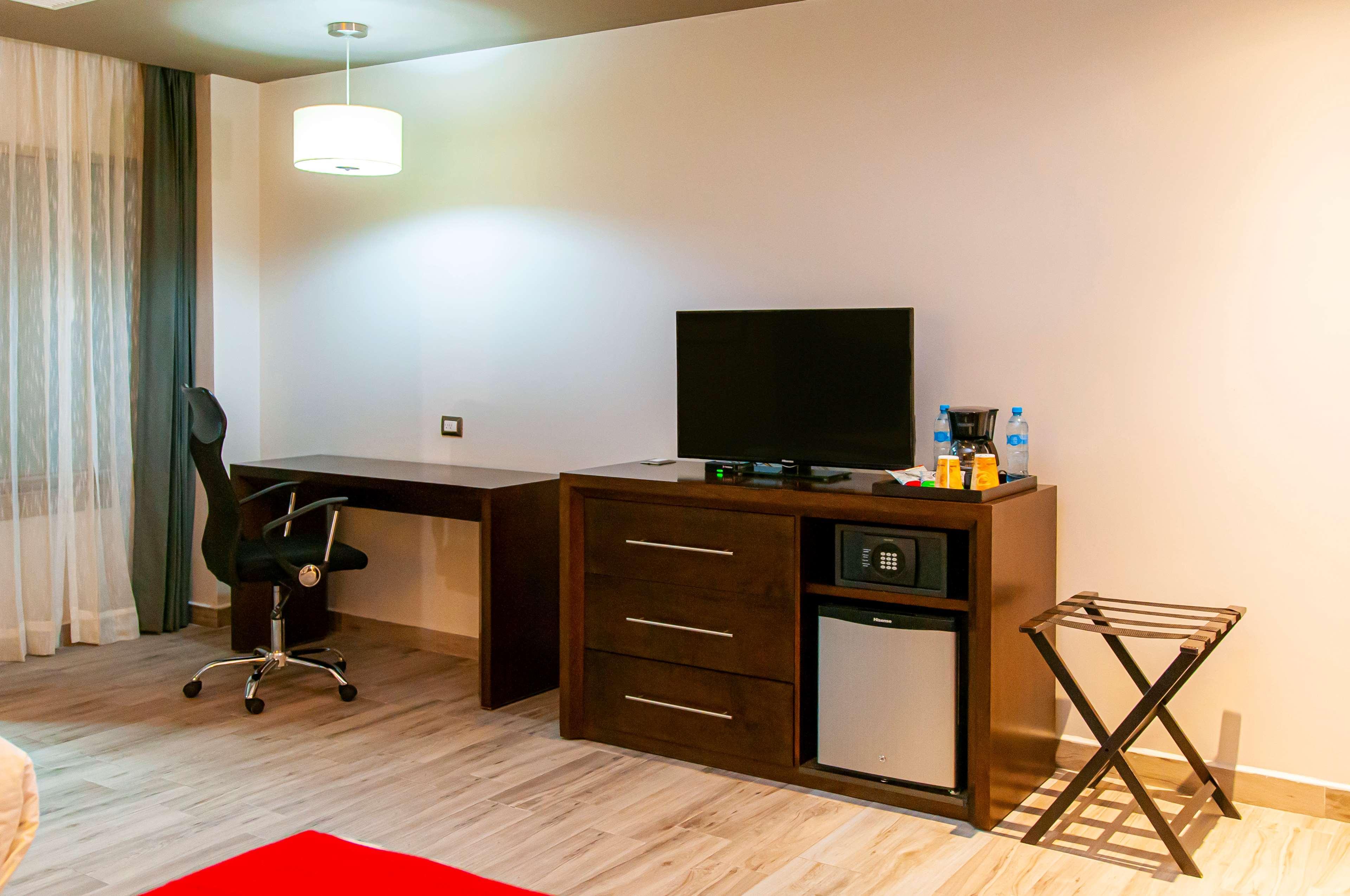 Best Western Plus Santa Cecilia Pachuca Экстерьер фото