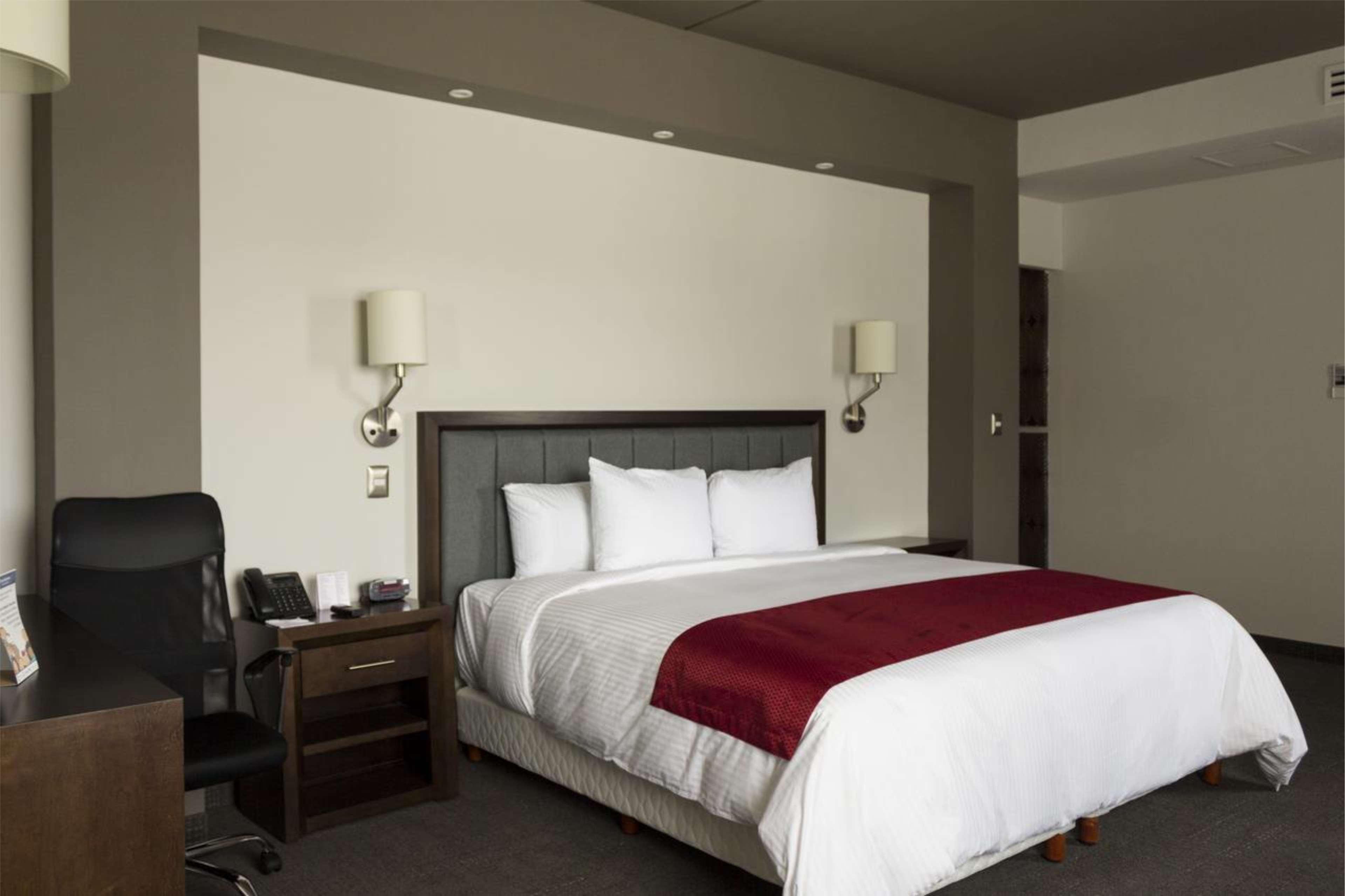 Best Western Plus Santa Cecilia Pachuca Экстерьер фото
