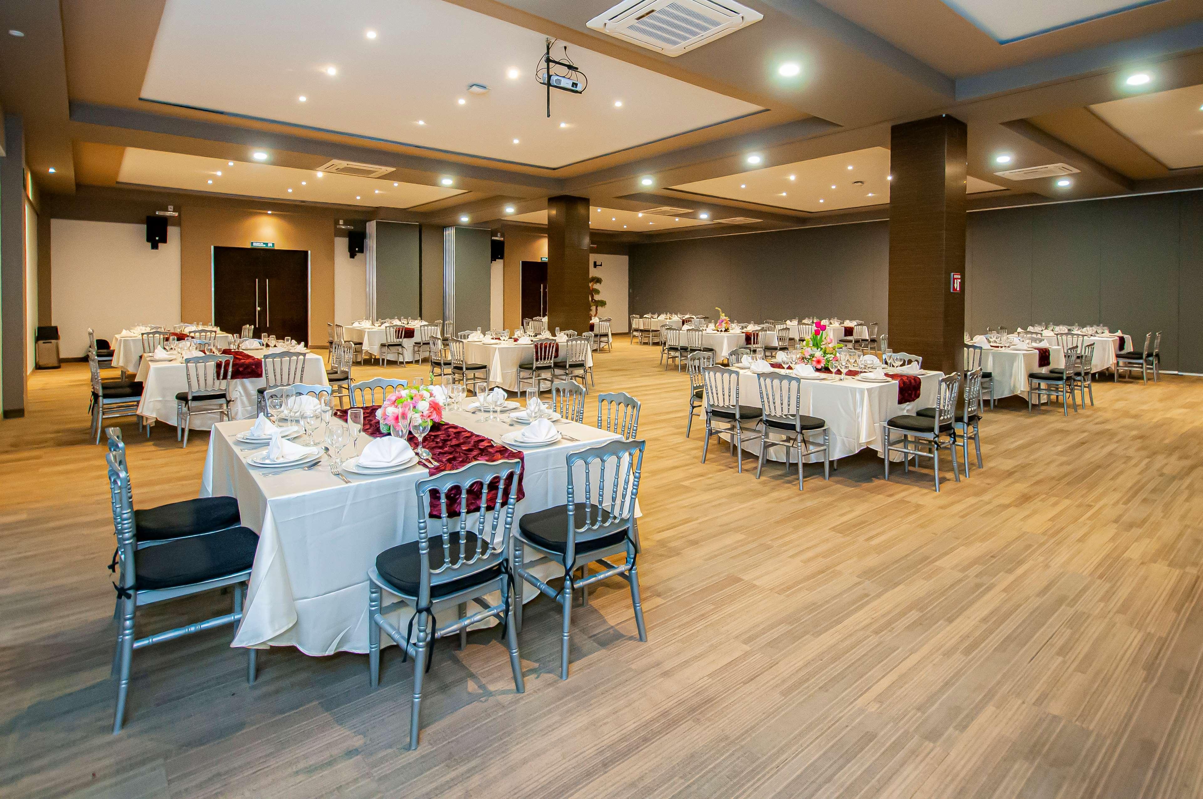 Best Western Plus Santa Cecilia Pachuca Экстерьер фото