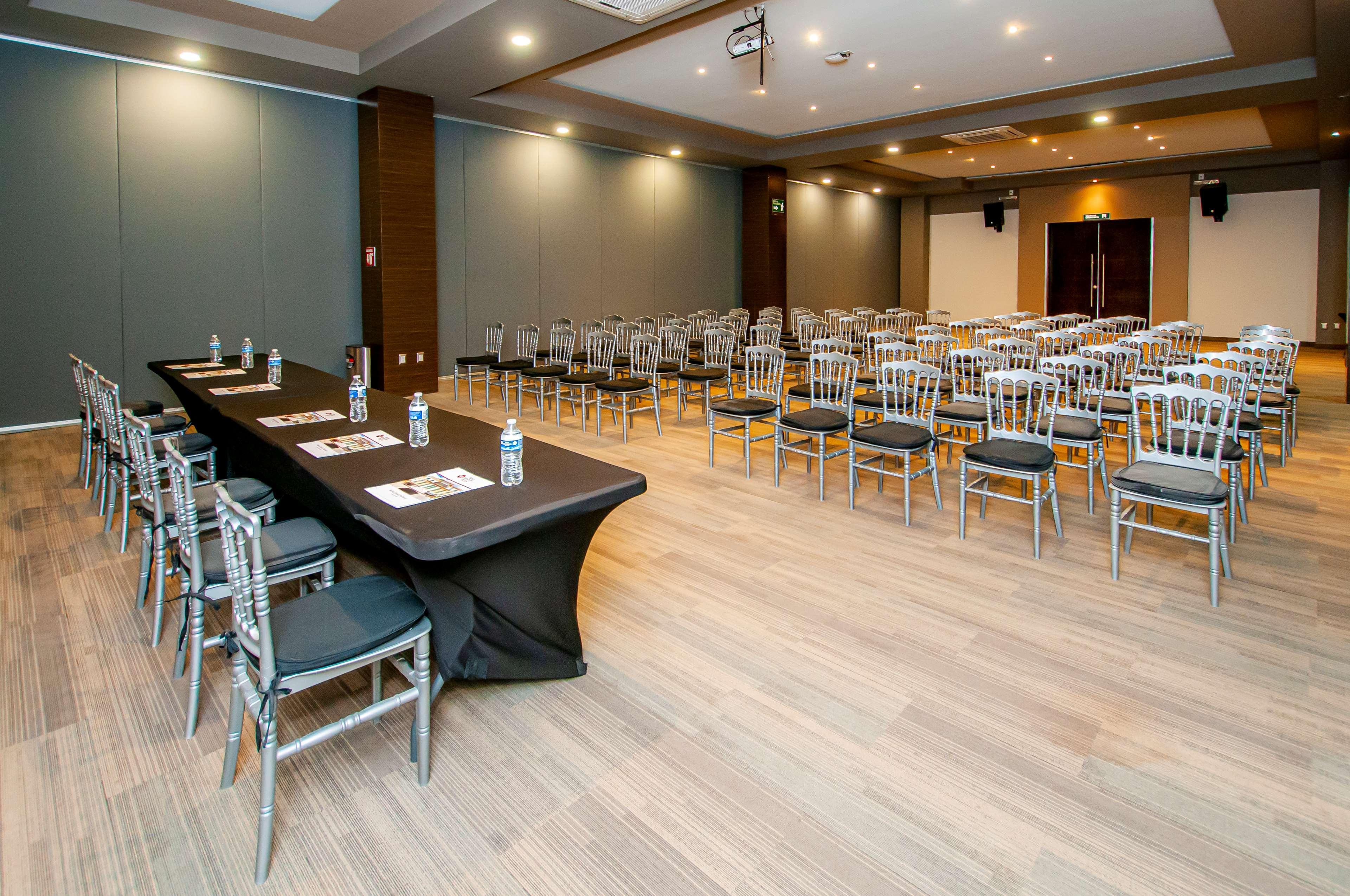 Best Western Plus Santa Cecilia Pachuca Экстерьер фото