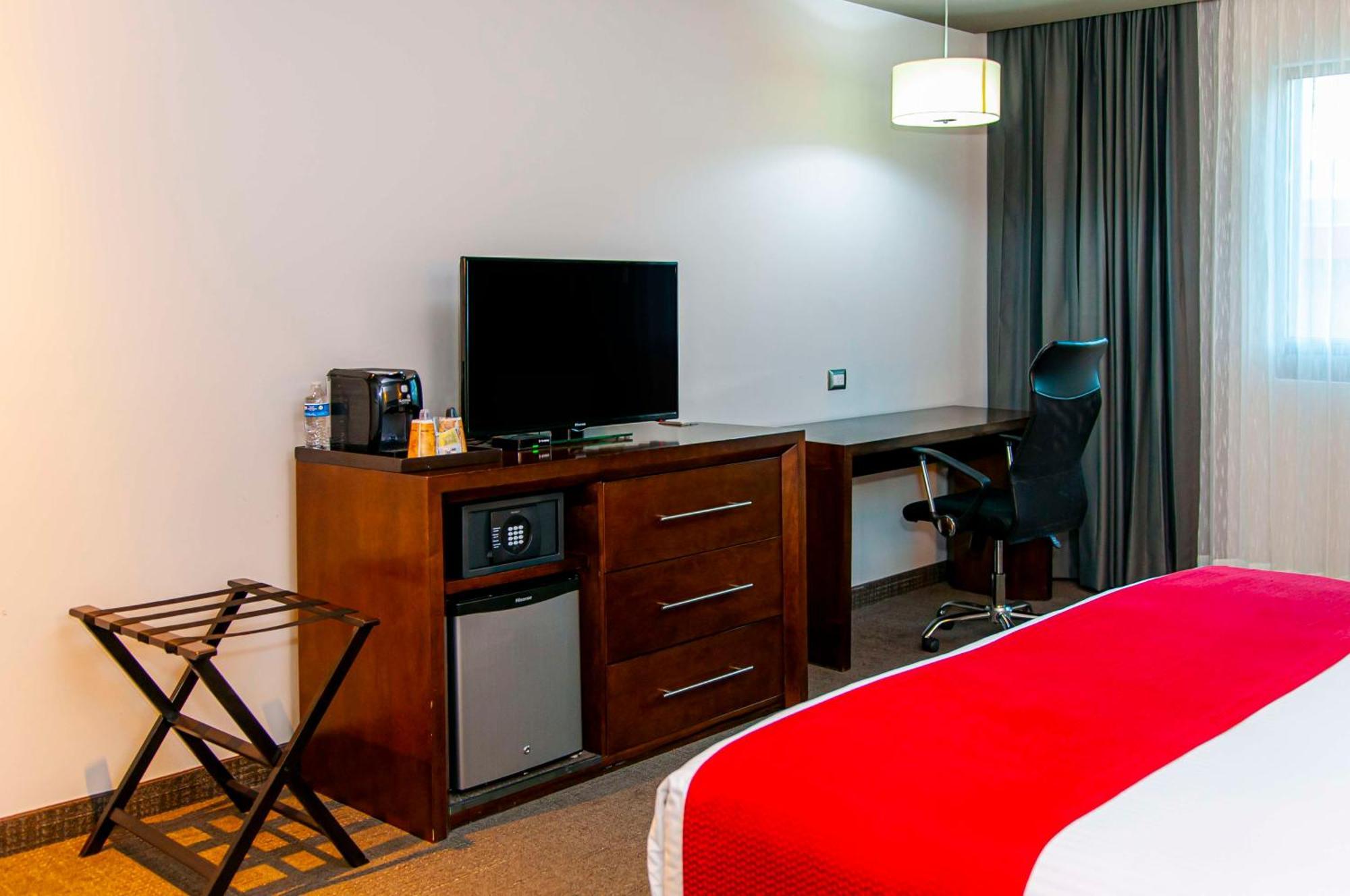 Best Western Plus Santa Cecilia Pachuca Экстерьер фото
